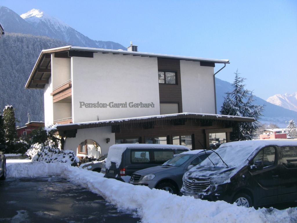 Pension Garni Gerhard Oetz Exterior foto