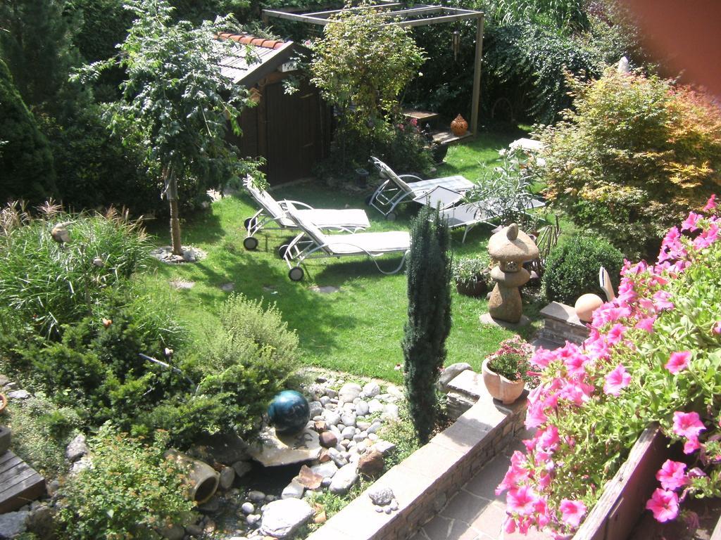 Pension Garni Gerhard Oetz Exterior foto