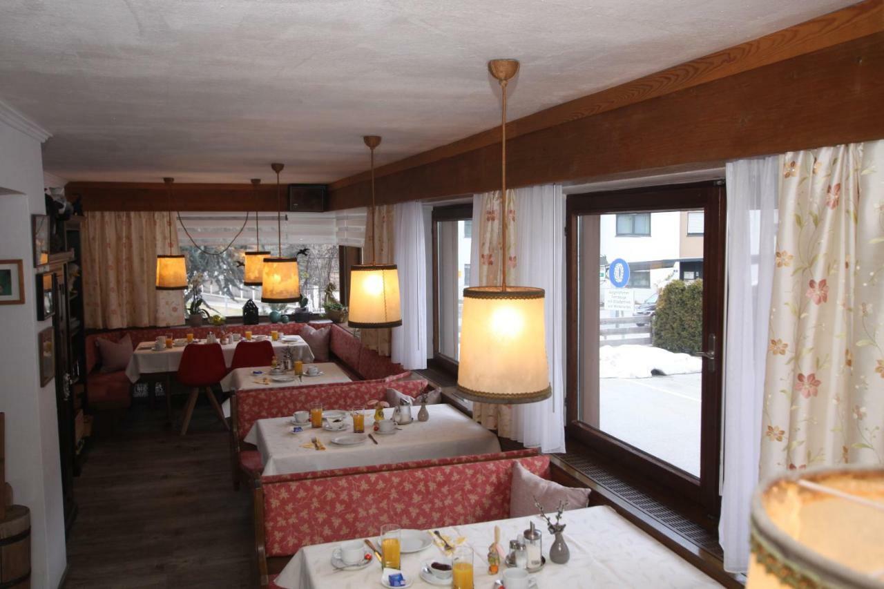 Pension Garni Gerhard Oetz Exterior foto