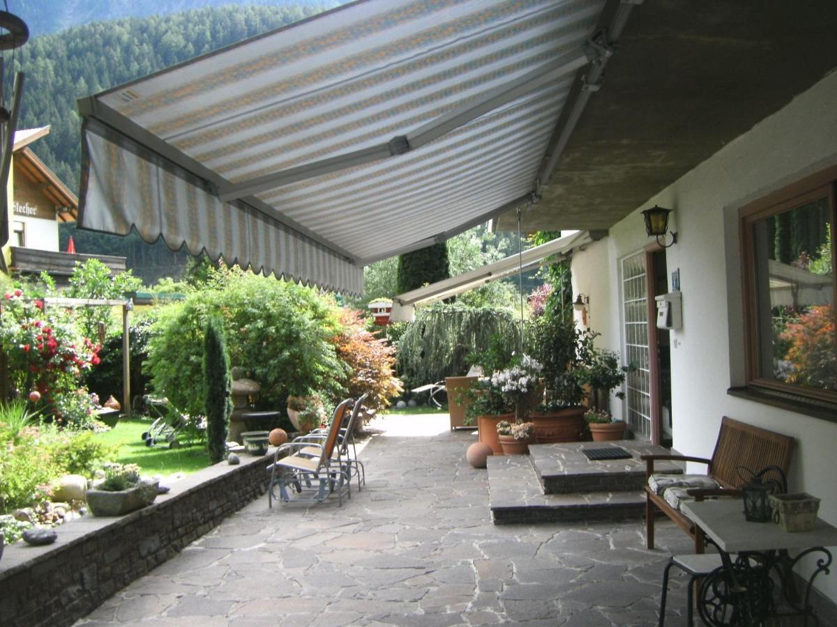 Pension Garni Gerhard Oetz Exterior foto