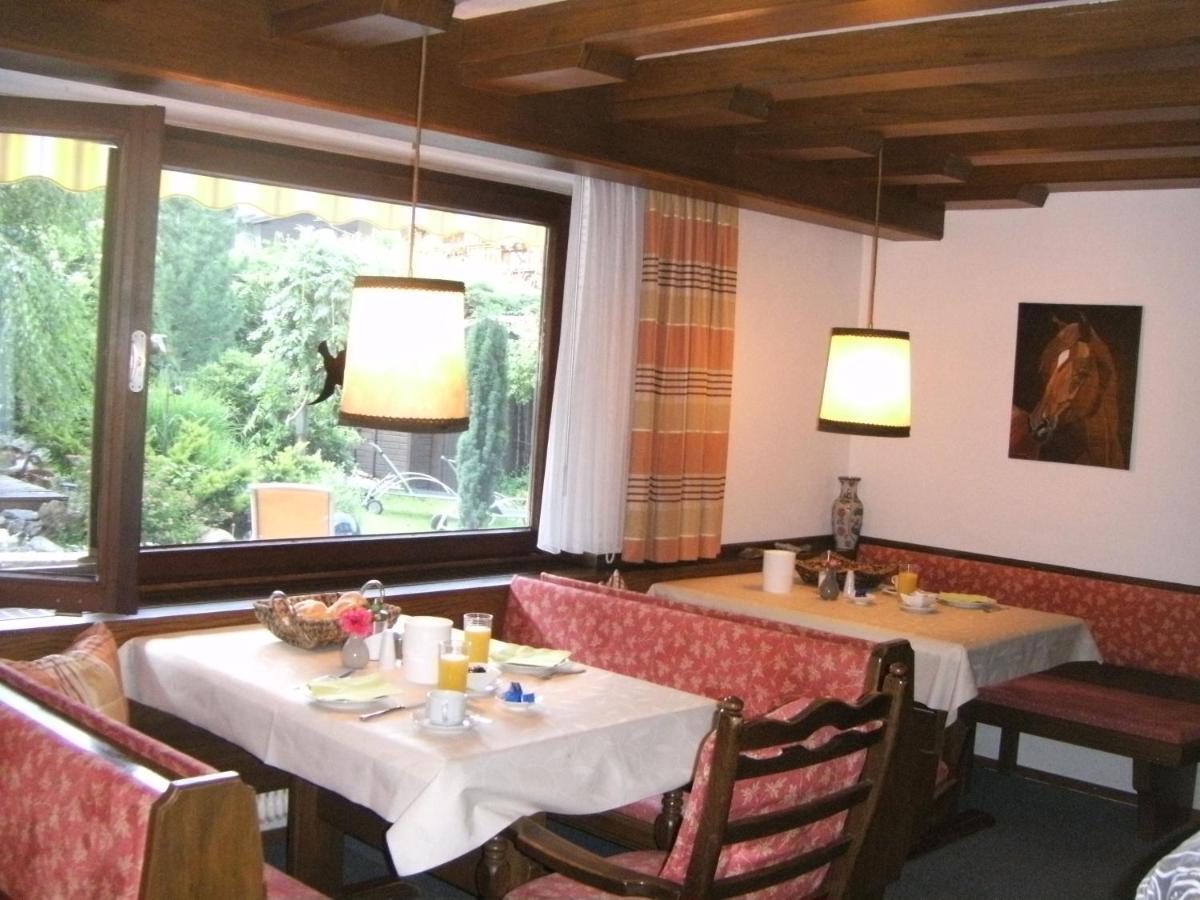 Pension Garni Gerhard Oetz Exterior foto